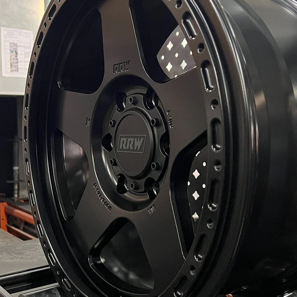 18x8.5 RRW RG4-H Forged Hybrid Matte Black Wheel 6x5.5 Bolt Pattern 25mm Offset